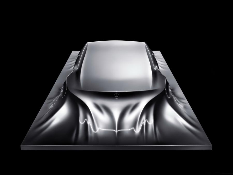  Mercedes-Benz CLS-Class Sculpture 2010 года  (фото 2 из 29)